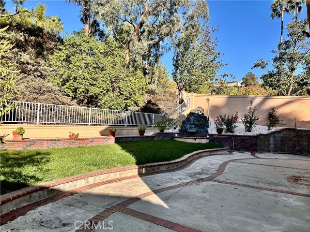 Detail Gallery Image 35 of 53 For 1000 Calle Allegre, Glendale,  CA 91208 - 4 Beds | 4 Baths