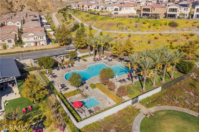 Detail Gallery Image 32 of 33 For 20650 Huntley, Saugus,  CA 91350 - 4 Beds | 3 Baths