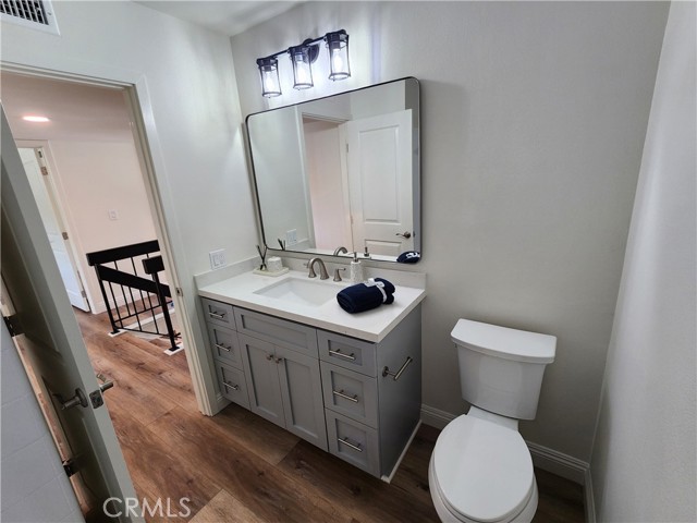 Detail Gallery Image 32 of 65 For 22218 Germain St #2,  Chatsworth,  CA 91311 - 4 Beds | 2/1 Baths