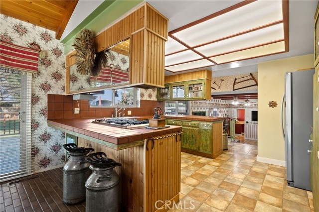 Detail Gallery Image 14 of 69 For 34378 7th Standard, Bakersfield,  CA 93314 - 4 Beds | 3 Baths