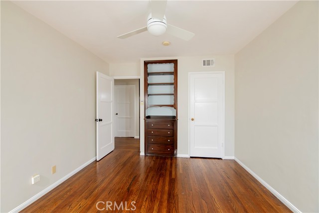 Detail Gallery Image 41 of 57 For 7447 Enfield, Reseda,  CA 91335 - 3 Beds | 2 Baths