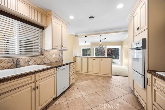 Detail Gallery Image 9 of 26 For 3019 Lime, Fullerton,  CA 92835 - 3 Beds | 2 Baths