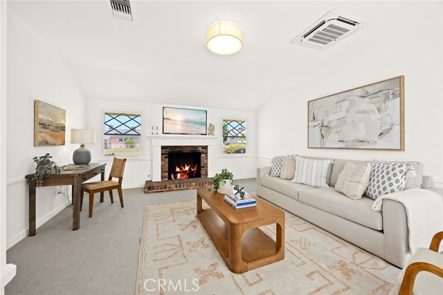 19558 E Dexter Street, Covina CA: https://media.crmls.org/medias/0679aa3d-ab9a-47b2-909b-c10d18c0323e.jpg