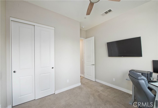 Detail Gallery Image 12 of 34 For 125 Interval, Irvine,  CA 92618 - 4 Beds | 3/1 Baths