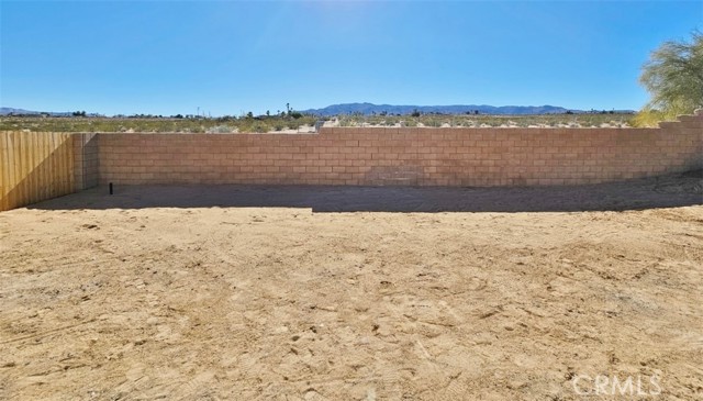 Detail Gallery Image 11 of 46 For 73421 Corbin Rd, Twentynine Palms,  CA 92277 - 3 Beds | 3/1 Baths