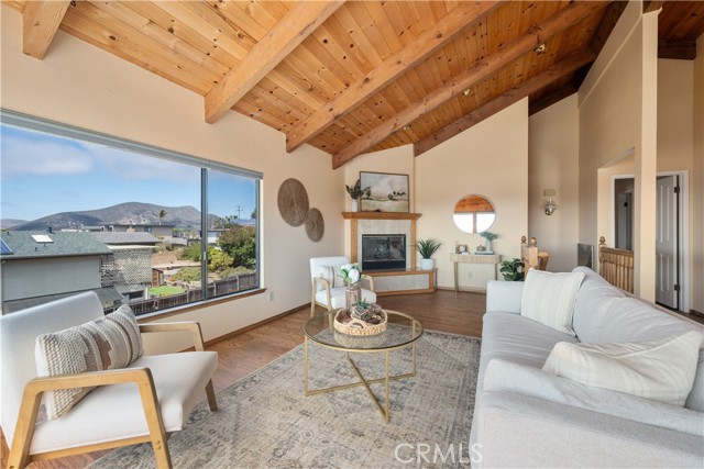Detail Gallery Image 11 of 47 For 1232 10th St, Los Osos,  CA 93402 - 4 Beds | 3 Baths
