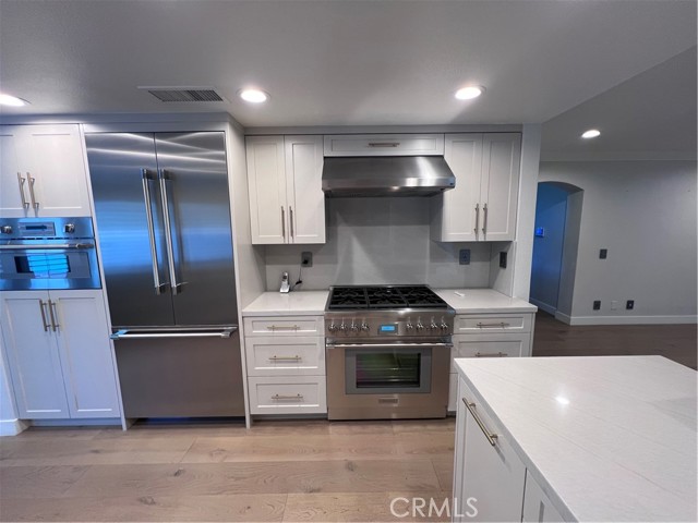 Detail Gallery Image 11 of 23 For 24636 Calle Ardilla, Calabasas,  CA 91302 - 5 Beds | 3 Baths