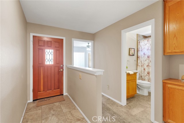 Detail Gallery Image 3 of 29 For 14879 Greenbriar Dr, Helendale,  CA 92342 - 3 Beds | 2/1 Baths
