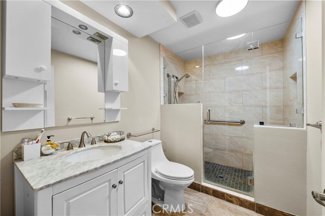 Detail Gallery Image 42 of 46 For 6056 Lake Lindero, Agoura Hills,  CA 91301 - 4 Beds | 3/1 Baths