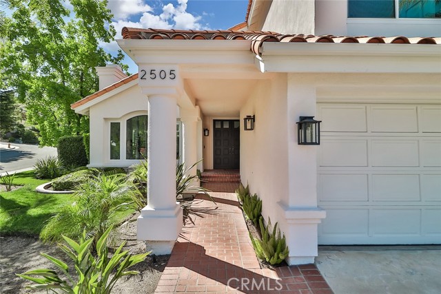 2505 Peachwood Place, Westlake Village CA: https://media.crmls.org/medias/067fcd5d-404d-414d-879d-76895b211842.jpg