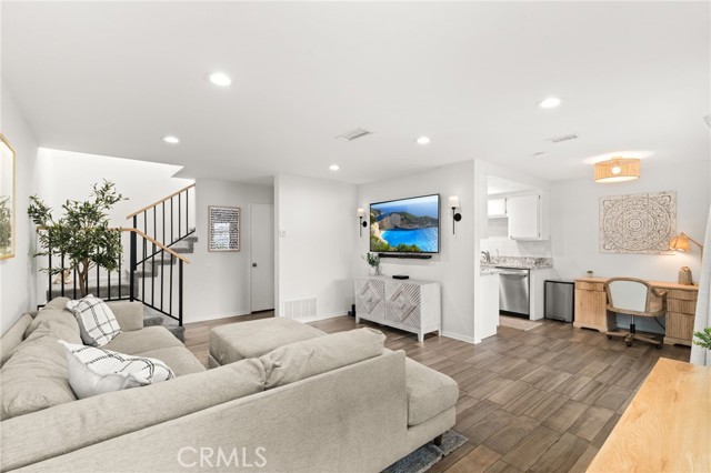 Detail Gallery Image 6 of 45 For 20004 Waverly Glen #46,  Yorba Linda,  CA 92886 - 2 Beds | 1/1 Baths