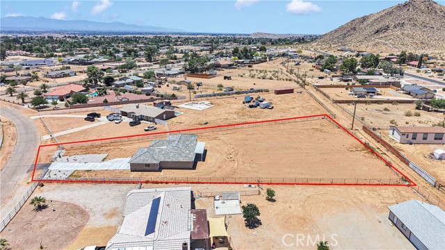 20020 Symeron Road, Apple Valley CA: https://media.crmls.org/medias/06826542-1bb5-4734-8009-f75f59f802f6.jpg