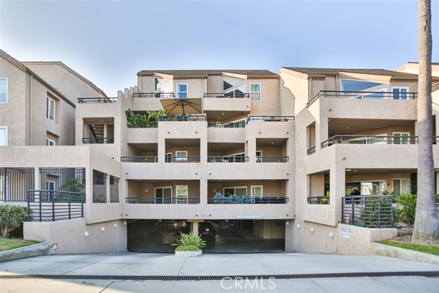 Detail Gallery Image 15 of 40 For 1200 Pacific Coast, Huntington Beach,  CA 92648 - 1 Beds | 1 Baths