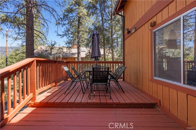 1808 Freeman Drive, Pine Mountain Club CA: https://media.crmls.org/medias/0684b832-9755-4123-82c5-1d620866e639.jpg