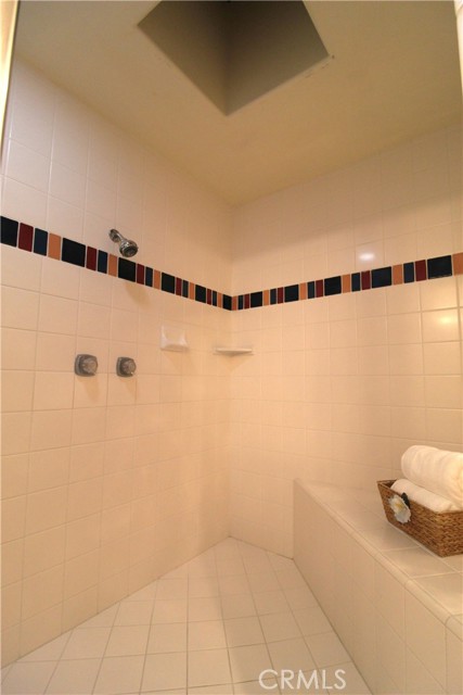 Detail Gallery Image 35 of 41 For 117 S Prospect Ave #a, Redondo Beach,  CA 90277 - 4 Beds | 2/1 Baths