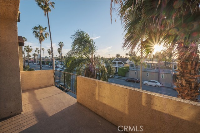 Detail Gallery Image 29 of 34 For 1140 Pacific Ave #20,  Long Beach,  CA 90813 - 2 Beds | 2 Baths