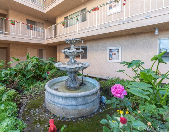 Detail Gallery Image 3 of 25 For 1311 S Grand Ave #14,  San Pedro,  CA 90731 - 2 Beds | 1 Baths