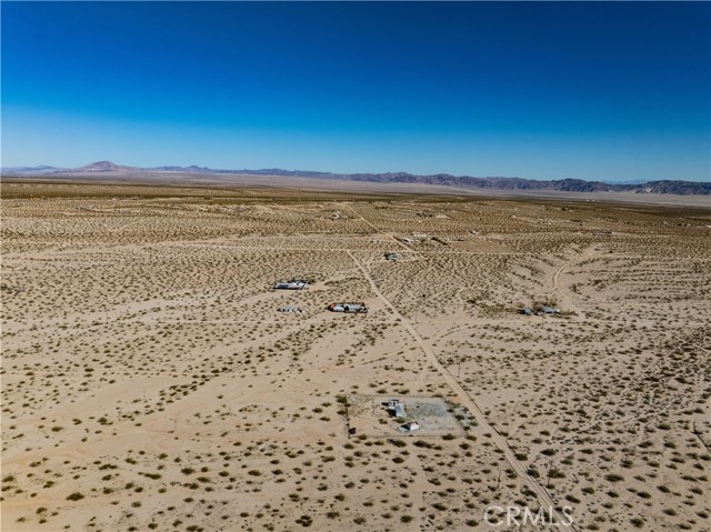 Detail Gallery Image 17 of 26 For 1188 Mile Square Ave, Joshua Tree,  CA 92252 - – Beds | – Baths