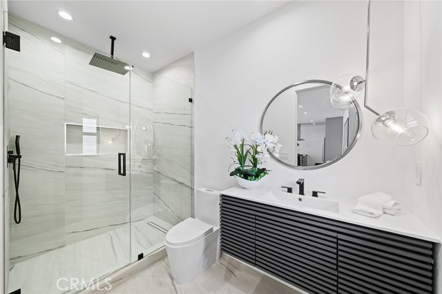 19750 Wells Drive, Woodland Hills CA: https://media.crmls.org/medias/0686f6d2-bcdf-4660-aee2-c9f8a53974b4.jpg