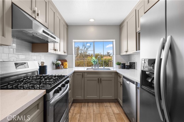 13199 Spire Circle, Chino Hills CA: https://media.crmls.org/medias/06873353-b053-411a-910a-c9dec90d8d9b.jpg