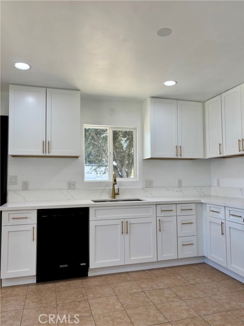 4162 Mcarthur Road, Riverside CA: https://media.crmls.org/medias/0687bb54-dfb7-43c2-a6ad-09e19e0f4d47.jpg