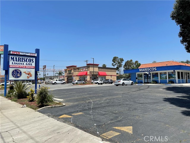 1635 E 4Th St, Ontario, CA 91764