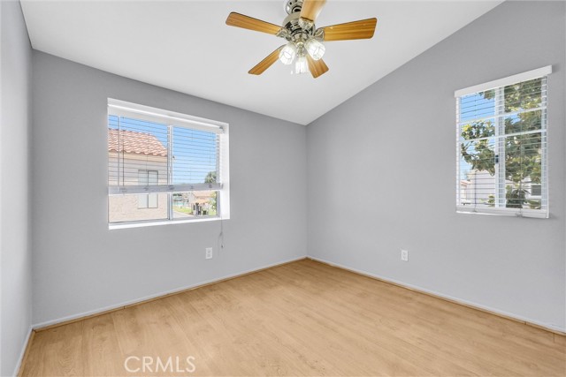 4816 S Fork Road, Chino CA: https://media.crmls.org/medias/06891b4e-3911-4743-a836-fcf7b8a3f098.jpg