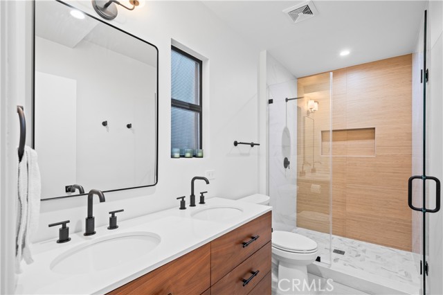4000 Via Cardelina, Palos Verdes Estates CA: https://media.crmls.org/medias/06892768-2e83-4e3c-af49-73d47dcfc277.jpg