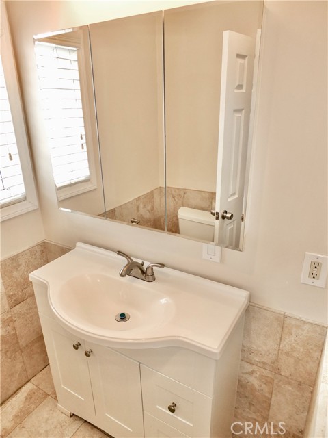 1301 W Robidoux Street, Wilmington CA: https://media.crmls.org/medias/06897407-ae71-4931-9d30-b1ed13faf358.jpg