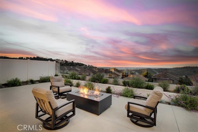 15 Segovia, San Clemente CA: https://media.crmls.org/medias/068979b1-6de0-49b0-8109-f28199e93f33.jpg