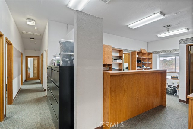 Image 37 of 71 For 958 Mckale Road