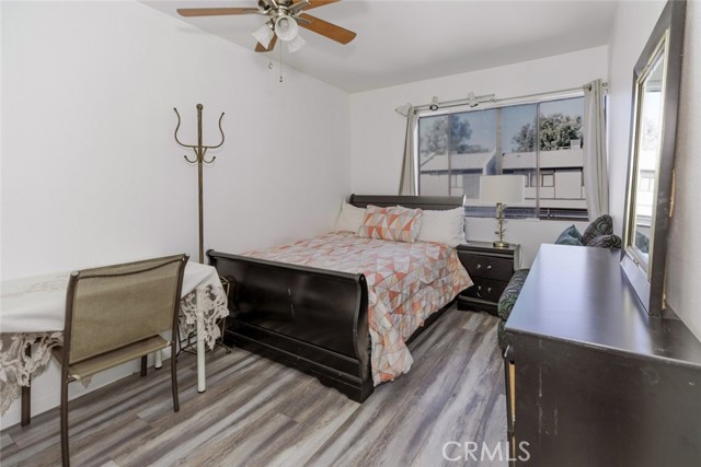 Detail Gallery Image 15 of 37 For 11311 Tampa Ave #22,  Porter Ranch,  CA 91326 - 3 Beds | 1/2 Baths