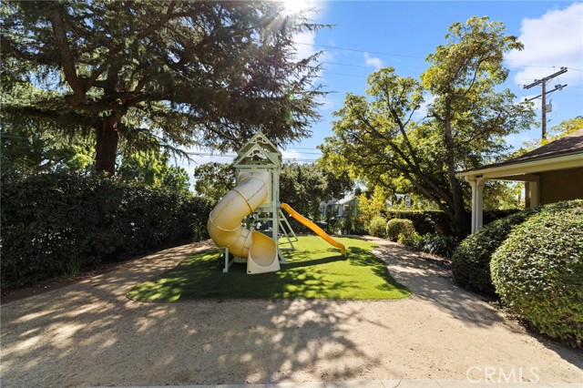 Detail Gallery Image 47 of 58 For 1697 N Allen, Pasadena,  CA 91104 - 4 Beds | 4 Baths