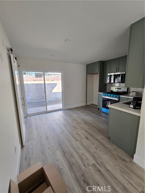 14306 Crossdale, Norwalk CA: https://media.crmls.org/medias/068b6003-0c41-4c5b-8054-19f860b619db.jpg