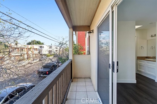 Detail Gallery Image 19 of 33 For 15150 Rayen St, North Hills,  CA 91343 - 3 Beds | 3 Baths