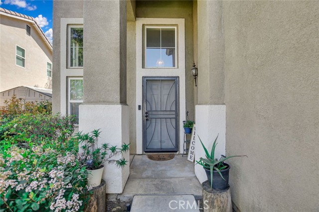 Detail Gallery Image 5 of 42 For 16322 Calle Serena, Moreno Valley,  CA 92551 - 6 Beds | 3 Baths