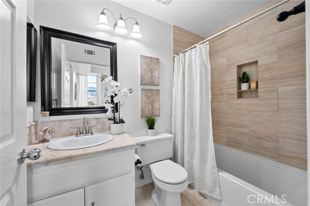 Detail Gallery Image 17 of 52 For 35 Tradewinds, Aliso Viejo,  CA 92656 - 3 Beds | 2/1 Baths