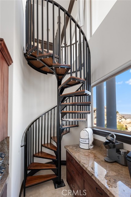 Detail Gallery Image 15 of 58 For 8022 Wesley, Joshua Tree,  CA 92252 - 5 Beds | 4/1 Baths