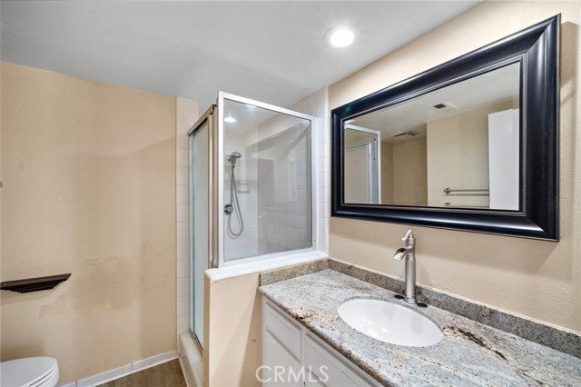 21572 Via Invierno, Lake Forest CA: https://media.crmls.org/medias/068c59a2-fdd8-497f-9541-c1900201f85f.jpg