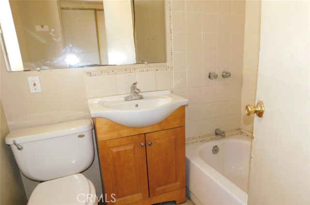 Detail Gallery Image 7 of 10 For 35833 Sutter Ave, Lucerne Valley,  CA 92356 - 3 Beds | 2 Baths