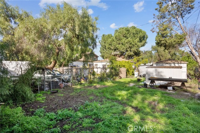 Detail Gallery Image 13 of 20 For 11144 Lorne Street, Sun Valley,  CA 91352 - 3 Beds | 2 Baths