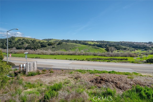 Detail Gallery Image 6 of 19 For 991 Canyon Ln, Pismo Beach,  CA 93449 - – Beds | – Baths