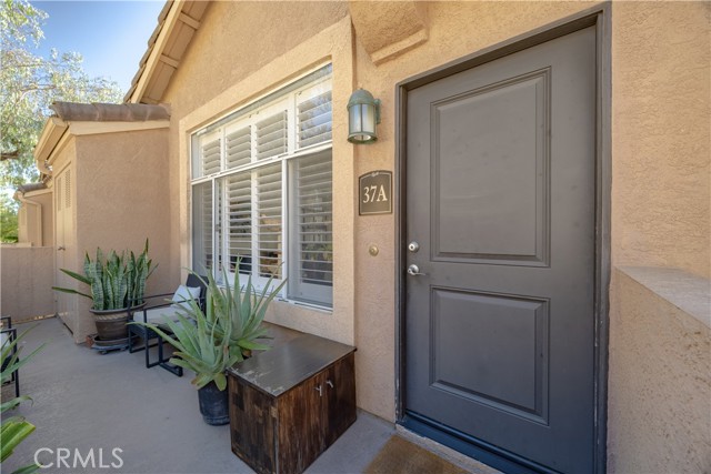 Detail Gallery Image 3 of 35 For 19431 Rue De Valore 37a,  Lake Forest,  CA 92610 - 2 Beds | 2 Baths