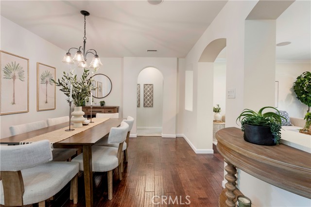 2019 Charlemagne Avenue photo 7