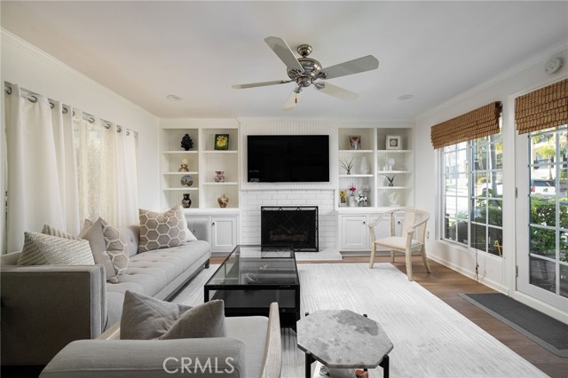 Detail Gallery Image 6 of 18 For 330 Marguerite a,  Corona Del Mar,  CA 92625 - 2 Beds | 2 Baths