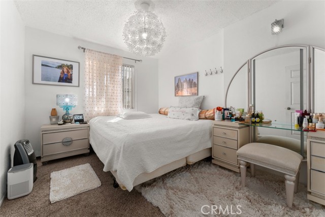 Detail Gallery Image 13 of 24 For 2330 W Lincoln St, Long Beach,  CA 90810 - 3 Beds | 2 Baths