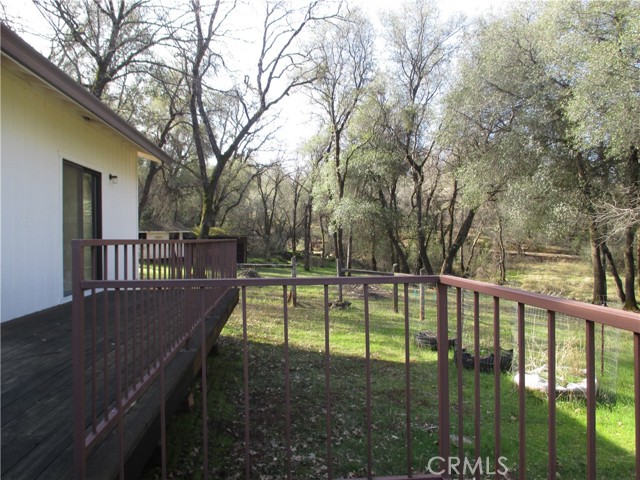 15 Hide A Way Road, Oroville CA: https://media.crmls.org/medias/068f320b-2d49-444e-8bd0-1721b7790d72.jpg