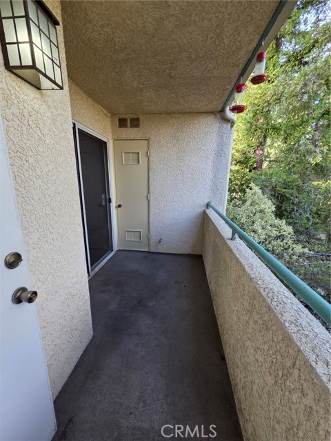 Detail Gallery Image 18 of 24 For 7800 Topanga Canyon Blvd #303,  Canoga Park,  CA 91304 - 2 Beds | 2 Baths