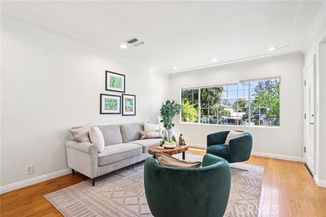 Detail Gallery Image 6 of 54 For 1735 N Lima St, Burbank,  CA 91505 - 3 Beds | 2 Baths