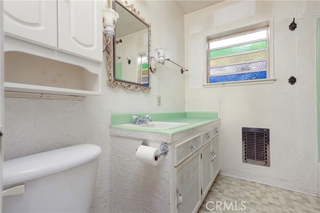 Detail Gallery Image 10 of 19 For 1339 W Jackman St, Lancaster,  CA 93534 - 3 Beds | 1 Baths